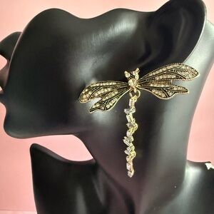 (NEW NWT)Gold Dragonfly Statement Earring